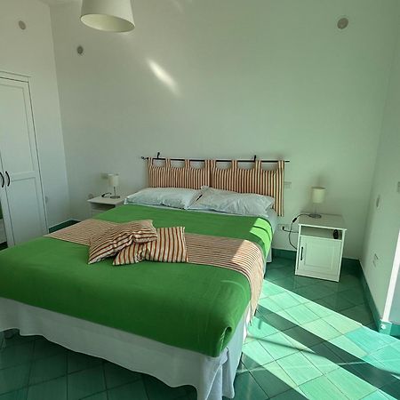 Willa Casa Gabriella - Amalfi Coast - Free Parking - Full Sea View Vietri Zewnętrze zdjęcie
