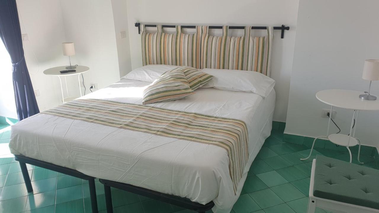 Willa Casa Gabriella - Amalfi Coast - Free Parking - Full Sea View Vietri Zewnętrze zdjęcie