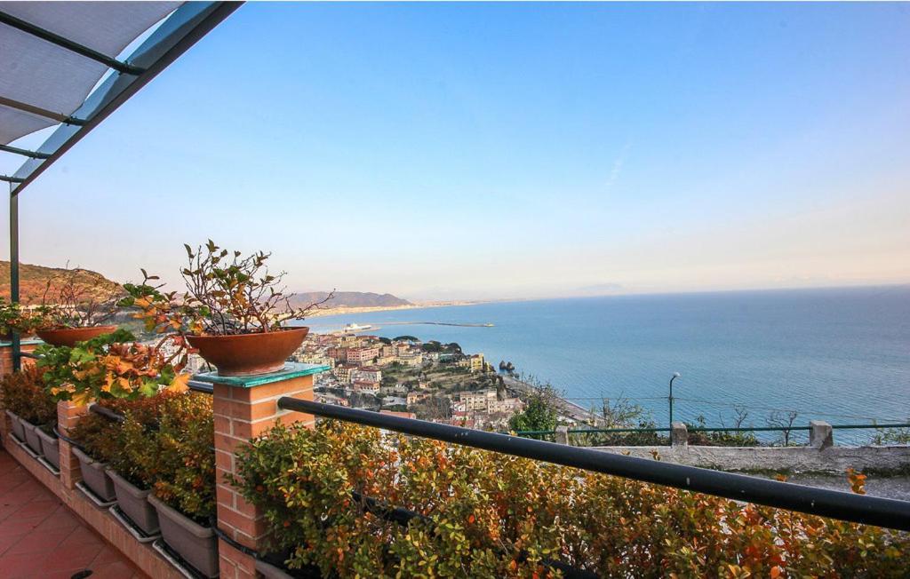 Willa Casa Gabriella - Amalfi Coast - Free Parking - Full Sea View Vietri Zewnętrze zdjęcie