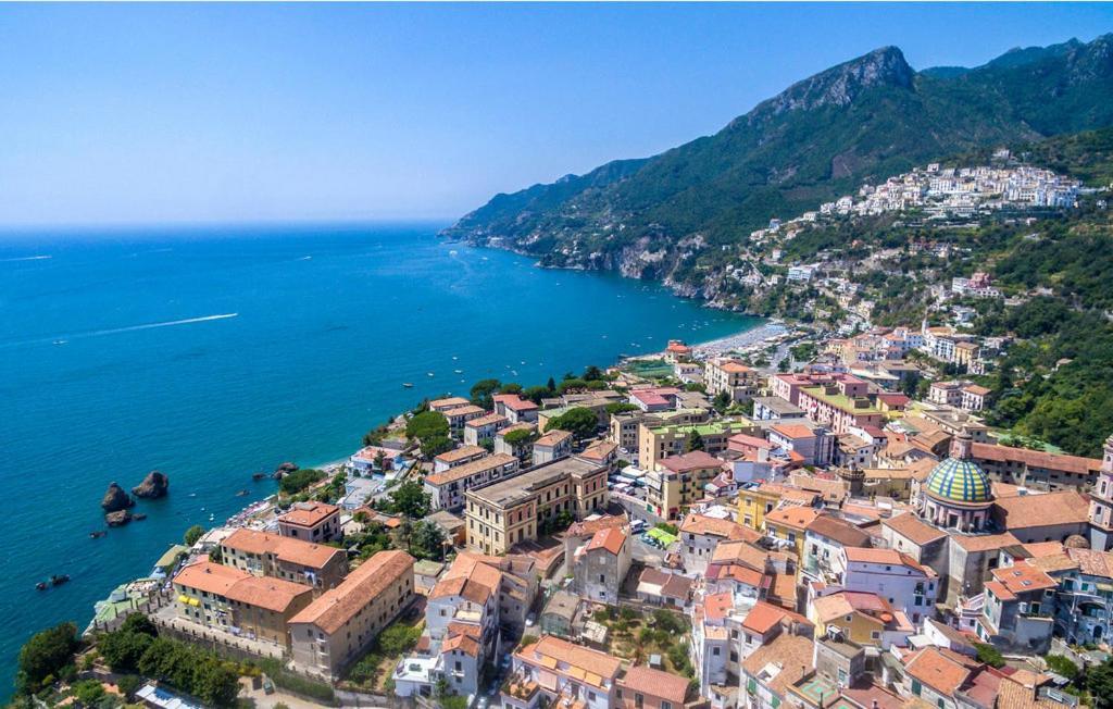 Willa Casa Gabriella - Amalfi Coast - Free Parking - Full Sea View Vietri Zewnętrze zdjęcie